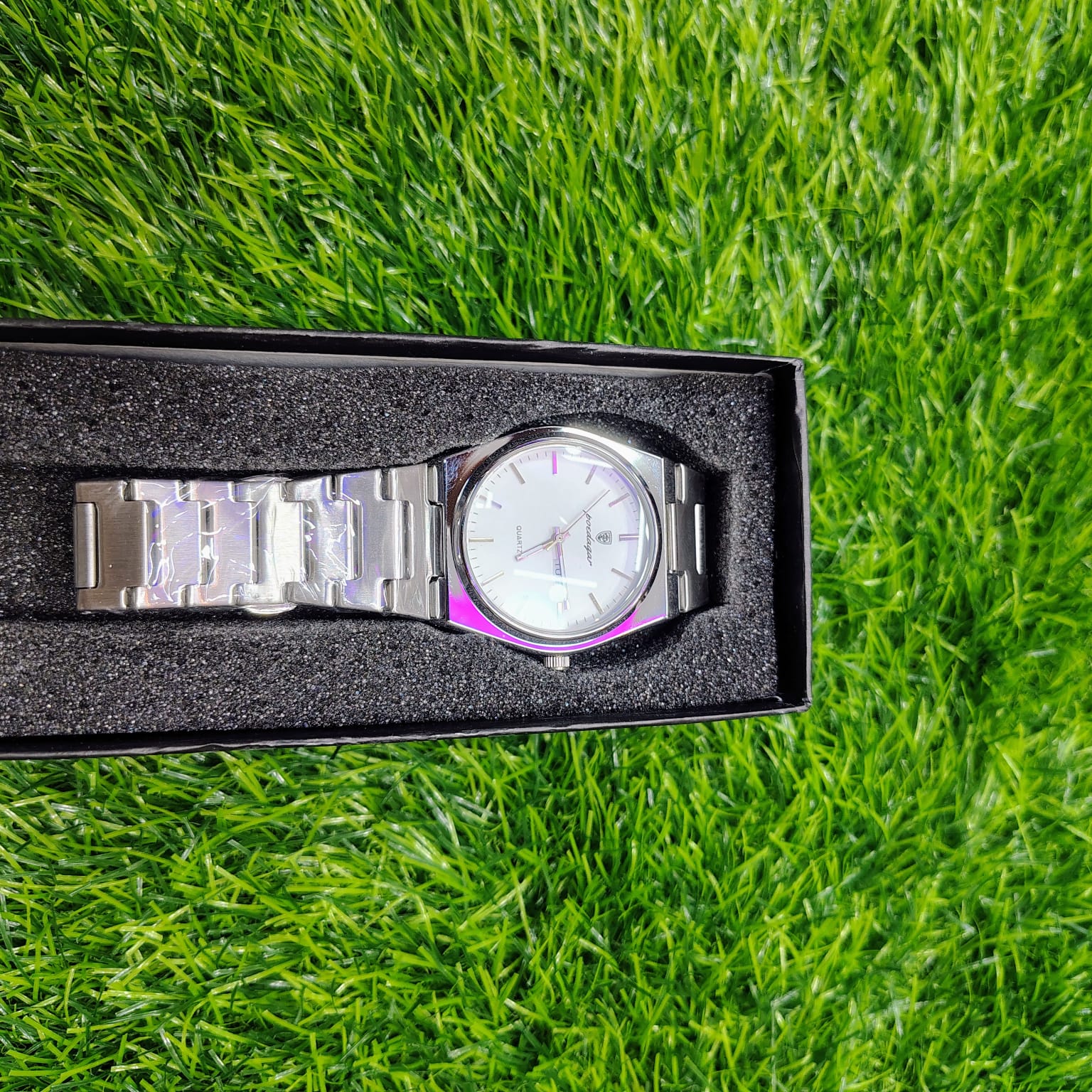 POEDAGAR 930 Men's New Luxury Luminous Date Week Stainless Steel Quartz Watch For Men